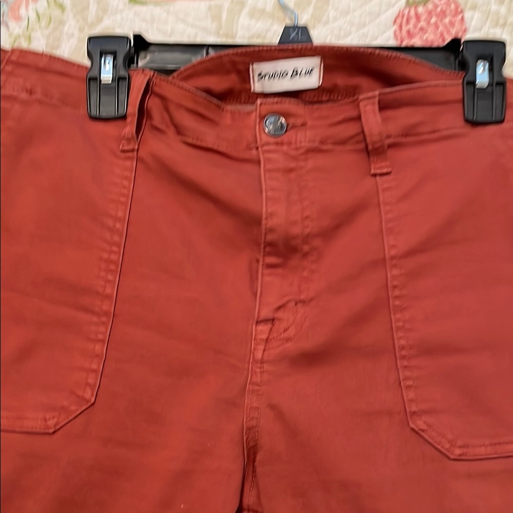 Rust Red Cropped Pants - Picture 5 of 6